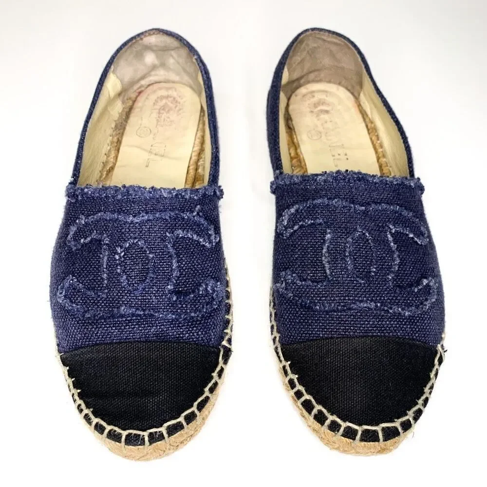 Chanel Denim CC Espadrille EU 37 US 6-6.5 Blue Jean Slip On Cap Toe Flat Slip On